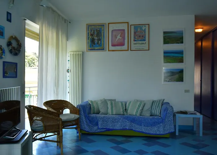 Apartmán Attico Gabriella, Mare, Verde, Sole E Tranquillita *